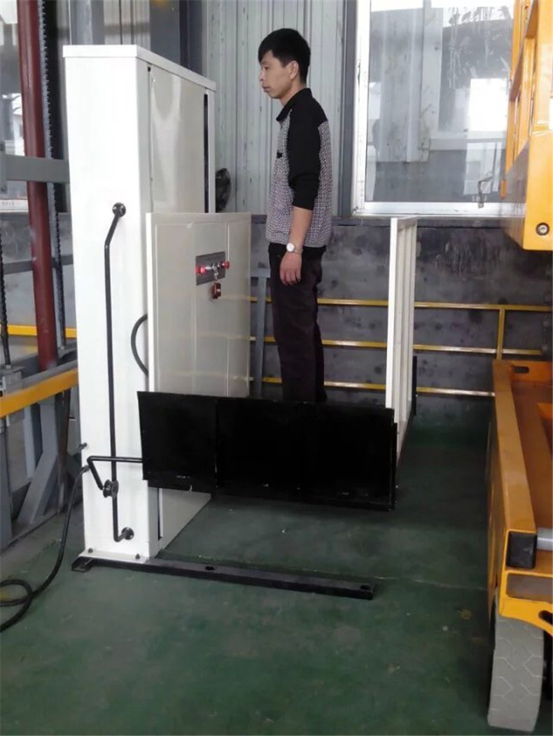 液压残疾人升降平台 液压残疾人升降平台