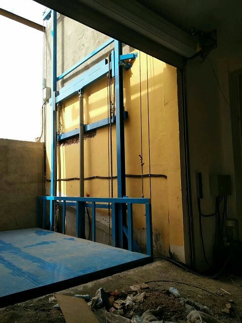 货梯图片 货梯图片