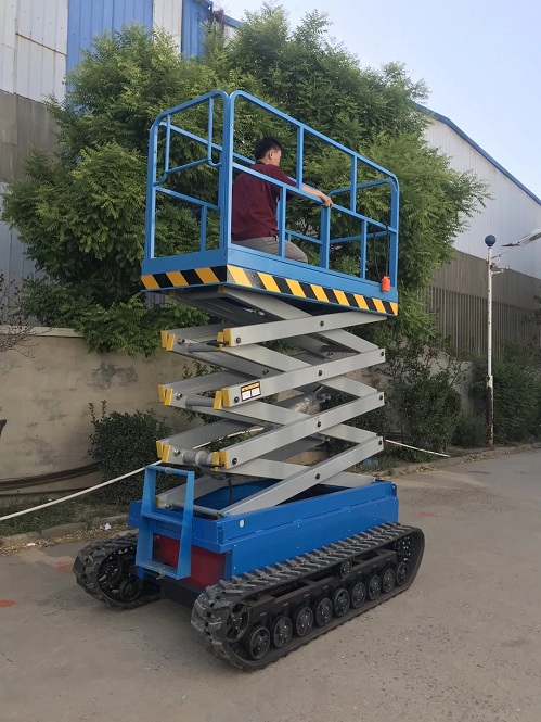 自行式履带升降机 自行式履带升降机