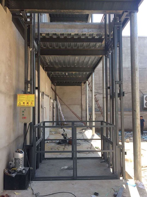 导轨式货梯图 导轨式货梯图片