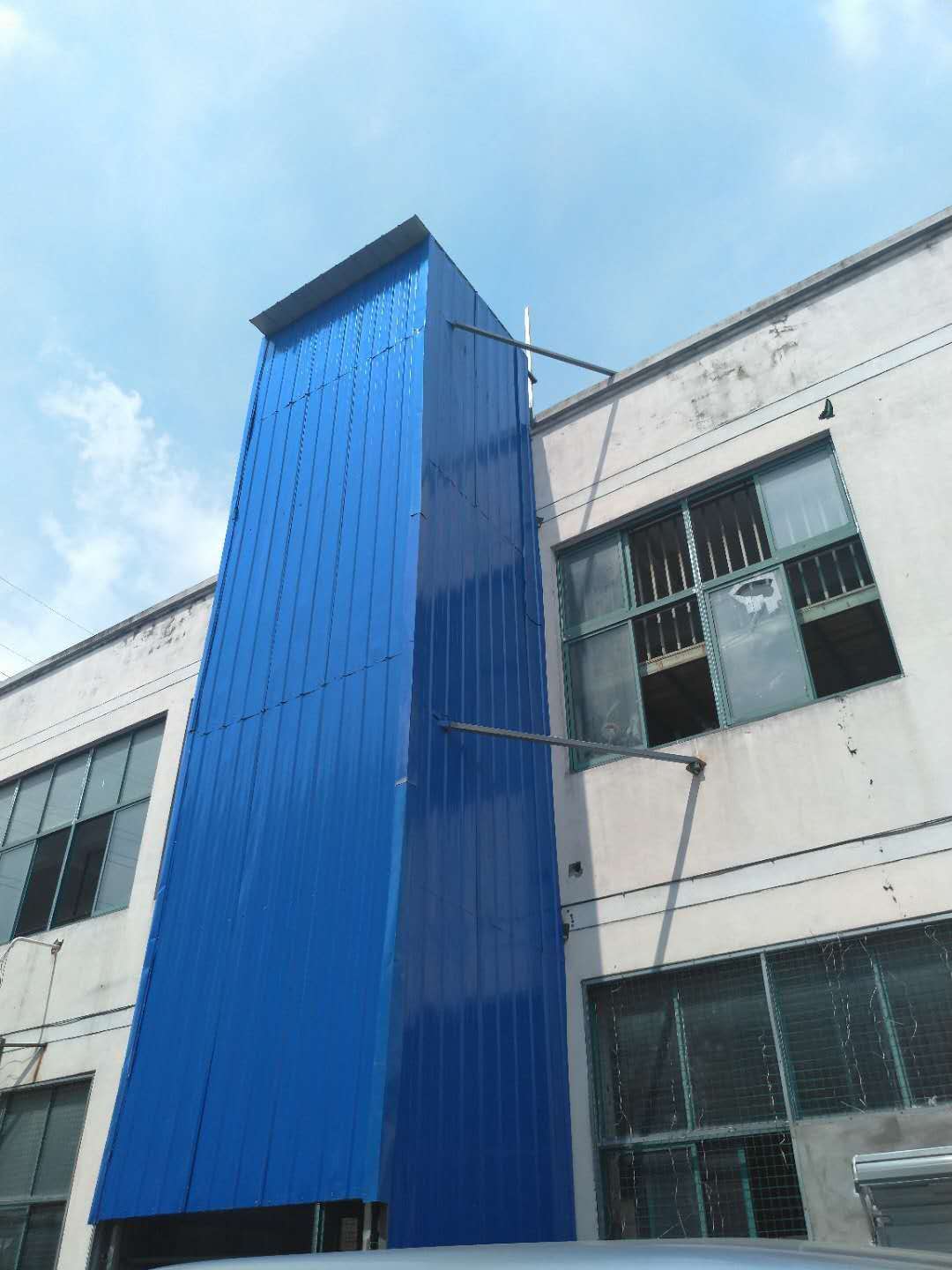 5吨车间室外货梯图 车间外5吨室外货梯