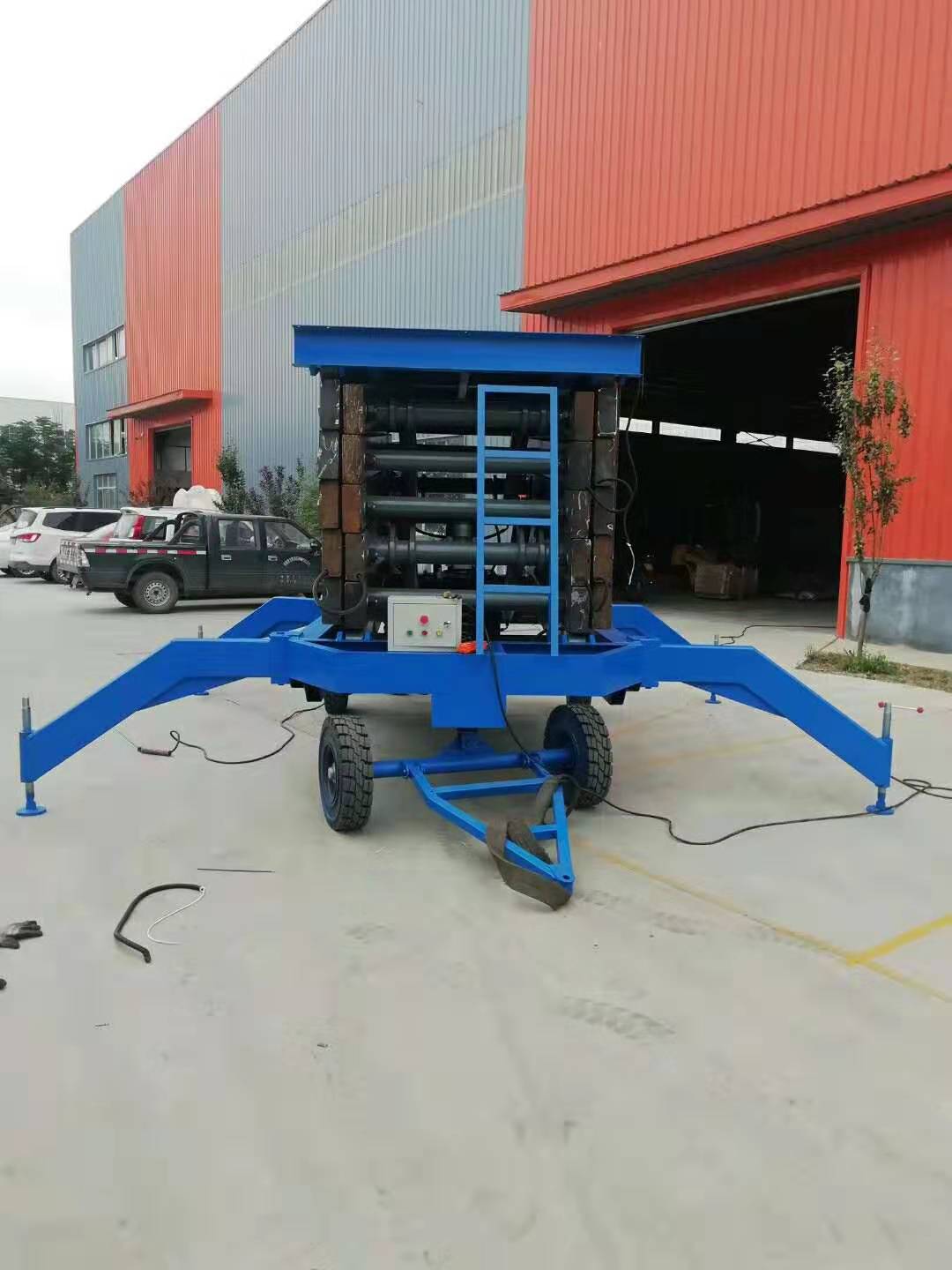 14米2吨移动升降机外观 14米2吨移动升降机正面