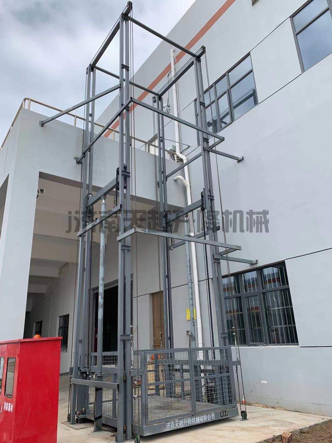 室外货梯 室外货梯