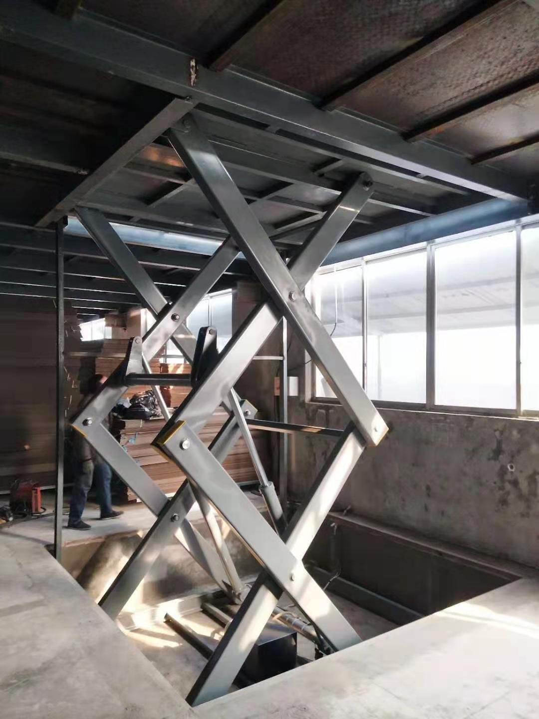 液压升降机图片 剪叉式升降机