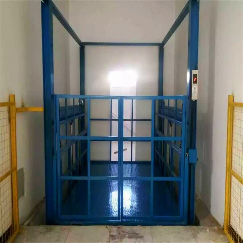 导轨货梯图片 导轨货梯