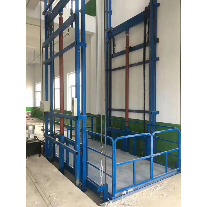 导轨货梯图片 液压货梯